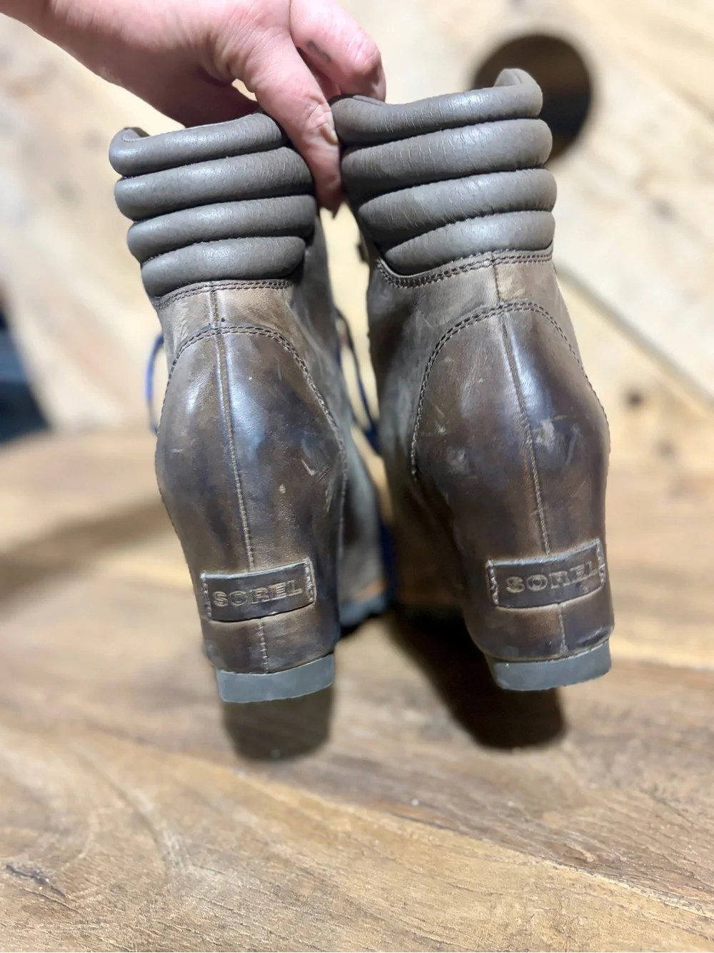 SOREL – Conquest Wedge Waterproof Leather Boots – Gray Kettle/Aviation – Sz. 10